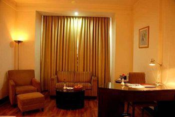 Dolphinn Delhi (National Capital Territory of India) Exterior foto